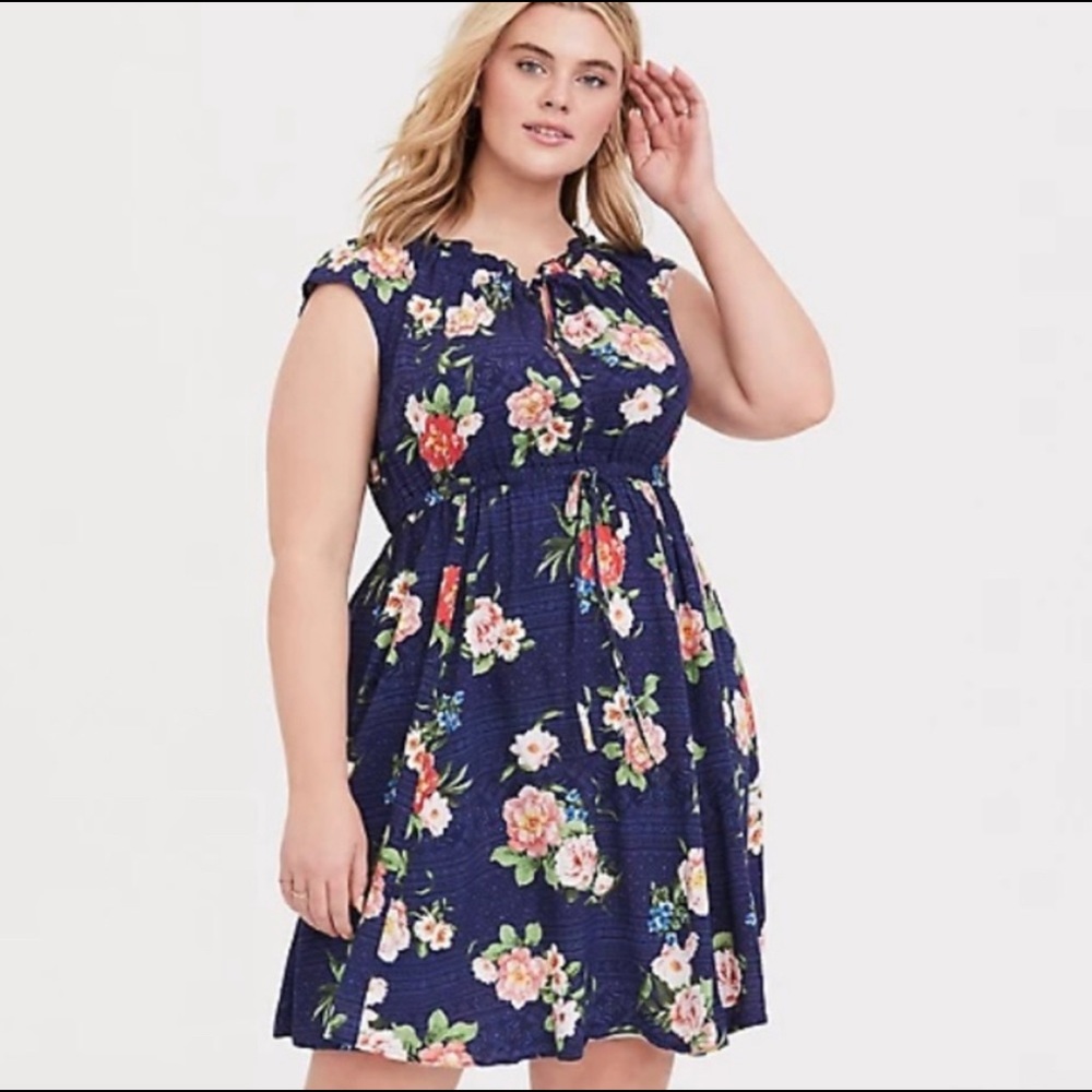 Plus NAVY FLORAL CHALLIS TIE-FRONT SKATER DRESS